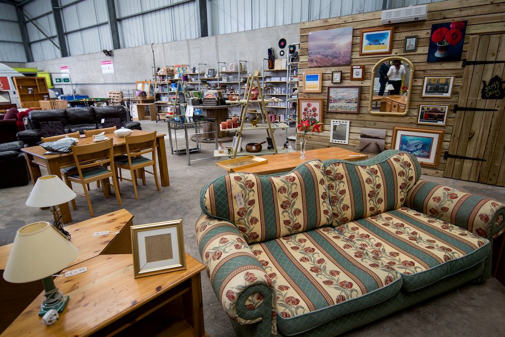 شراء اثاث مستعمل حي السامر جدة